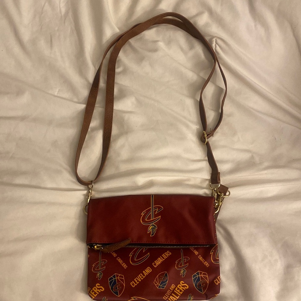 Cleveland Cavaliers Cross Body Bag